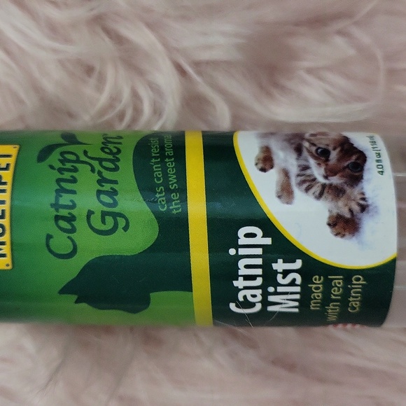 New Listing!! Brand New MULTIPET CATNIP GARDEN CATNIP MIST & BUBBLES-2CT - Picture 3 of 6
